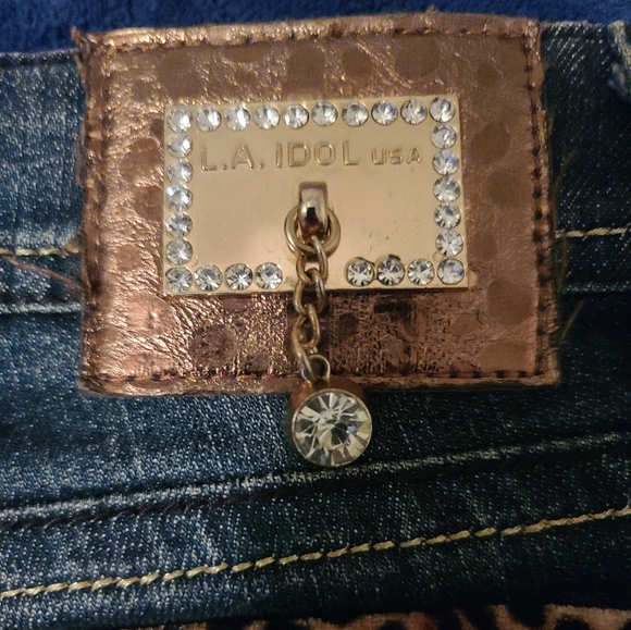 Jeans - Picture 12 of 12